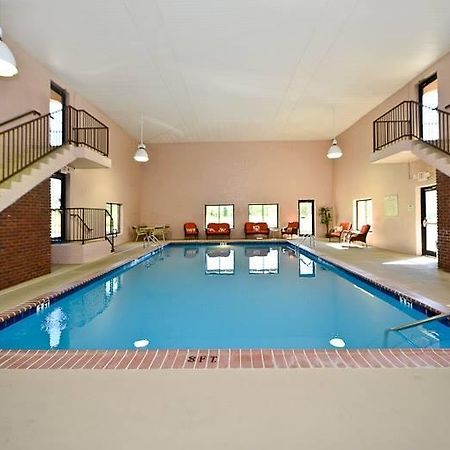 Manchester Heritage Inn & Suites Εξωτερικό φωτογραφία