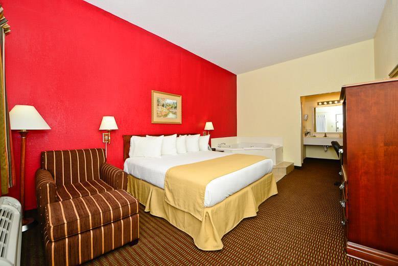 Manchester Heritage Inn & Suites Εξωτερικό φωτογραφία