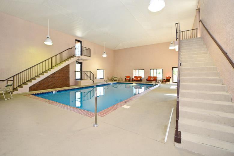 Manchester Heritage Inn & Suites Εξωτερικό φωτογραφία