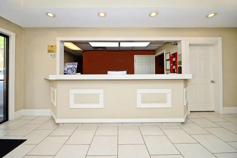 Manchester Heritage Inn & Suites Εξωτερικό φωτογραφία